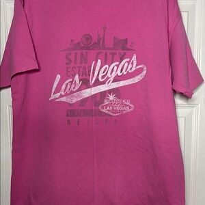 Las Vegas Pink Graphic T-Shirt XL